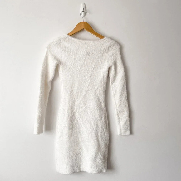 Aritzia Sunday Best Montgomery Dress  NWT White Espace Size XXS - Picture 8 of 12